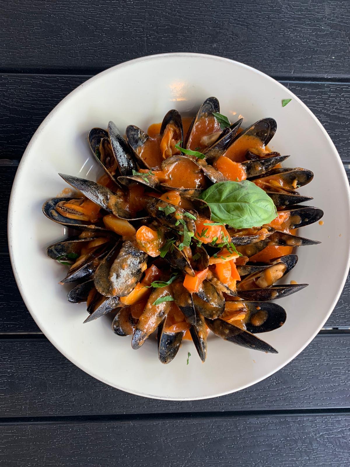 Order Mussels in Marinara Sauce food online from Don giovanni ristorante store, New York on bringmethat.com