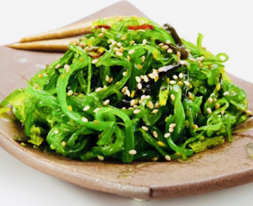 Order Seaweed Salad food online from Tra Ling Oriental Cafe store, Boulder on bringmethat.com