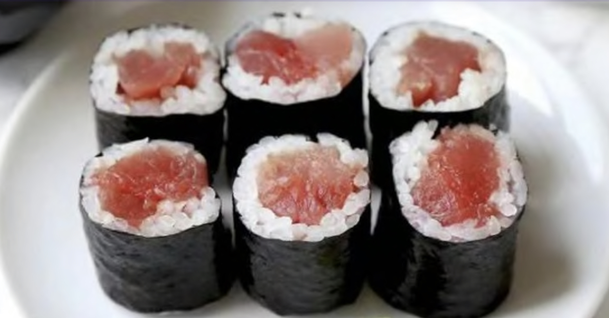 Order Tuna Roll food online from Iron Sushi store, New York on bringmethat.com