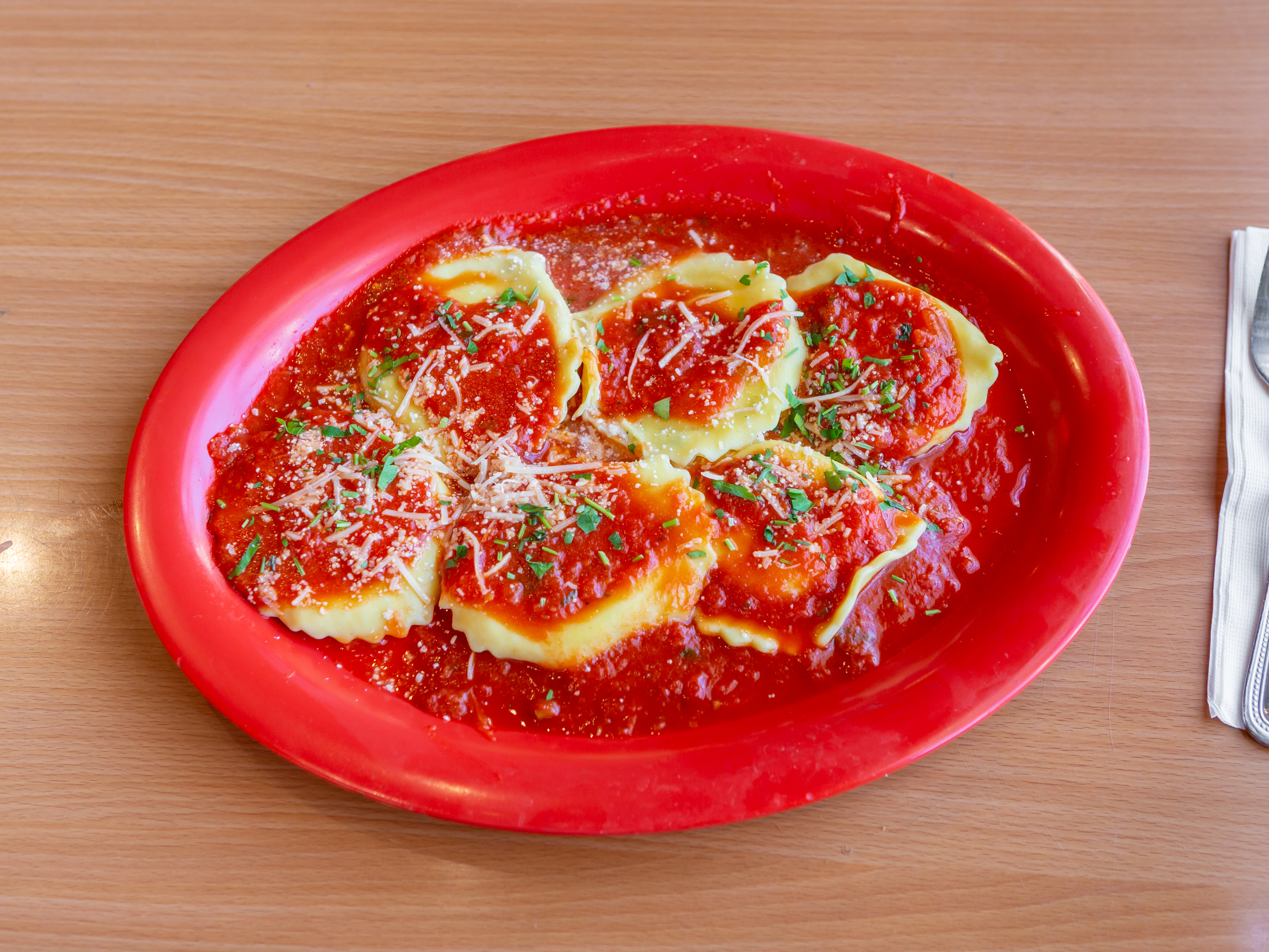 Order 4 Cheese Ravioli with Marinara Sauce food online from Primo Pizza & Pasta store, Carlsbad on bringmethat.com