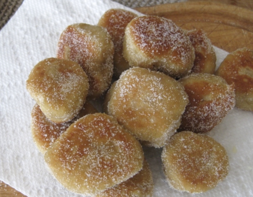 Order Fried Dough food online from Rhino's Pizzeria store, Webster on bringmethat.com