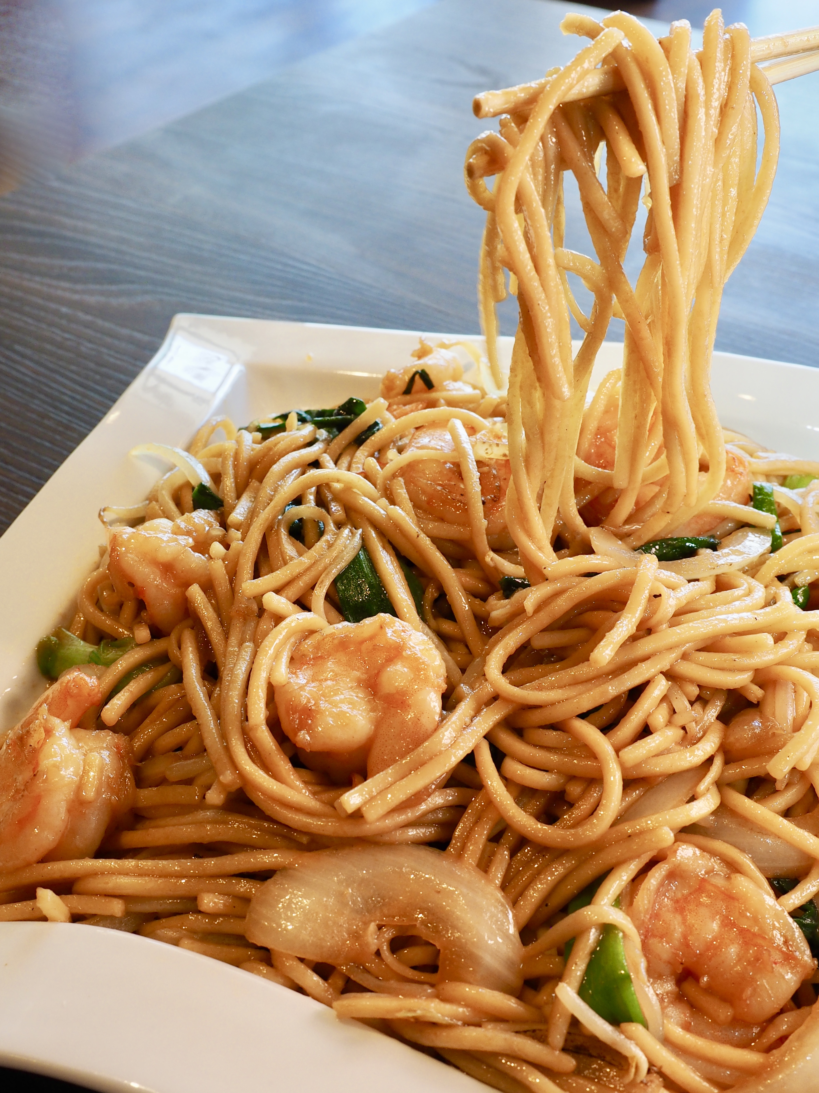 Order Lo Mein food online from Ginger Zing store, Mesa on bringmethat.com
