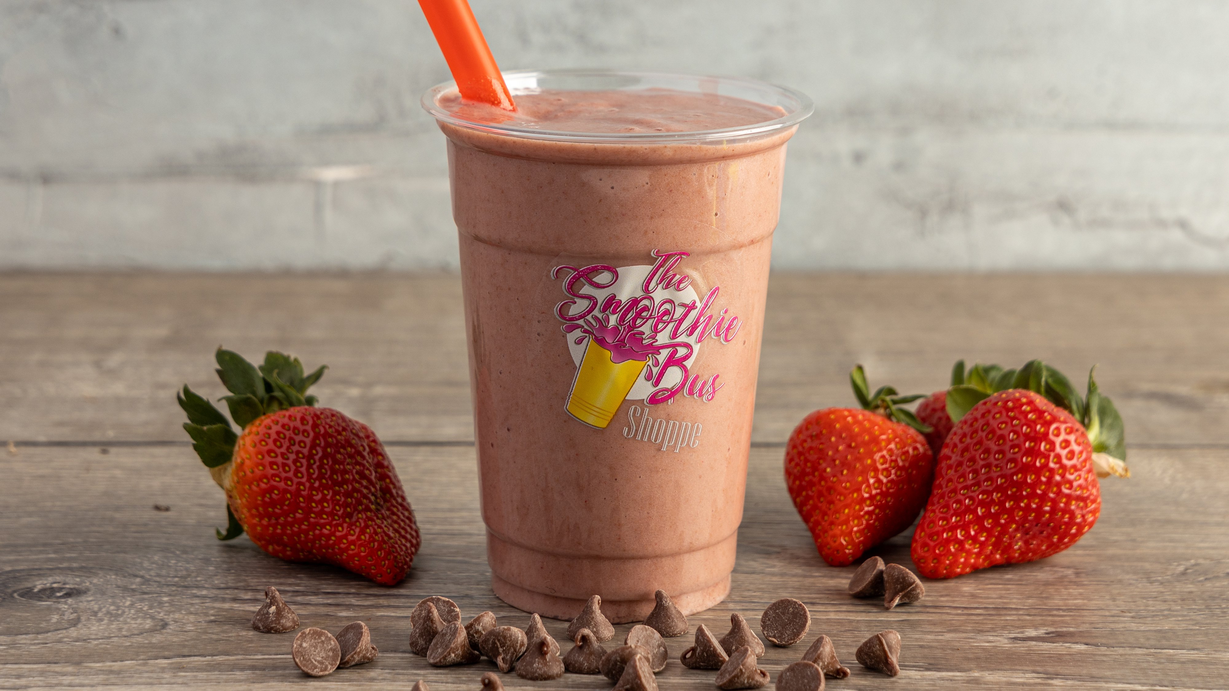 Order Chocolate Covered Strawberry (20 Oz.) food online from The Smoothie Bus Shoppe store, Manchester on bringmethat.com