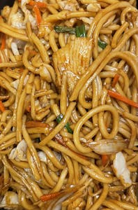 Order M3. Chicken Lo Mein food online from Panda Chef store, Sachse on bringmethat.com