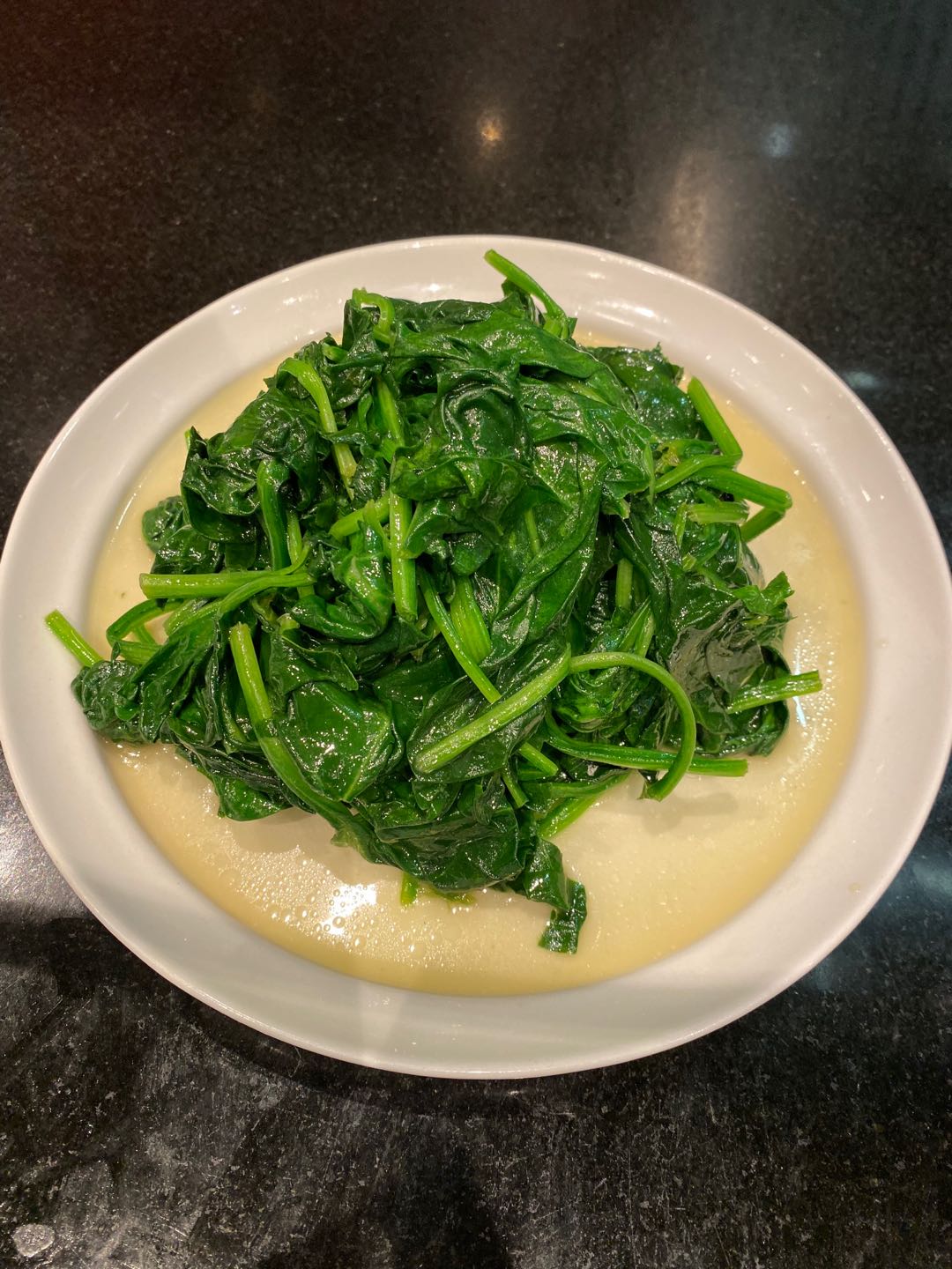 Order Stir Fried Spinach 清炒菠菜 food online from Meizhou Dongpo store, Irvine on bringmethat.com