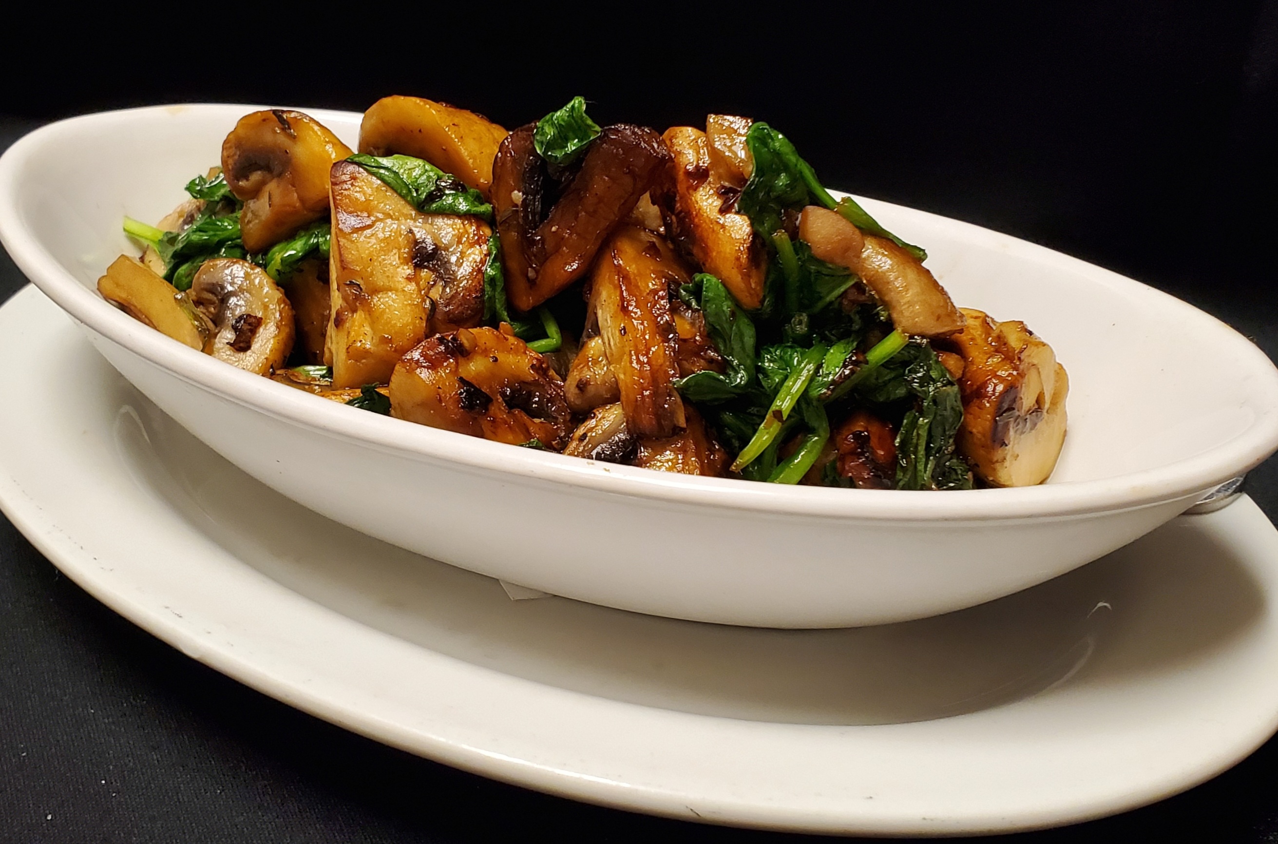 Order Sauteed Spinach and Mushrooms food online from Hyde Park Prime Steakhouse store, Dublin on bringmethat.com
