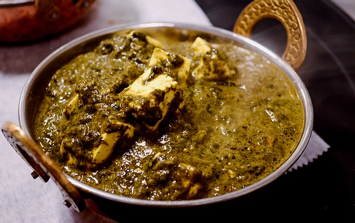 Order Palak Paneer food online from Royal Spice store, Front Royal on bringmethat.com