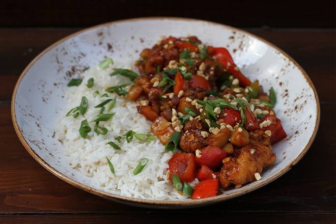 Order Kung Pao Bowl food online from Lazy Dog Restaurant & Bar store, Peachtree Corners on bringmethat.com