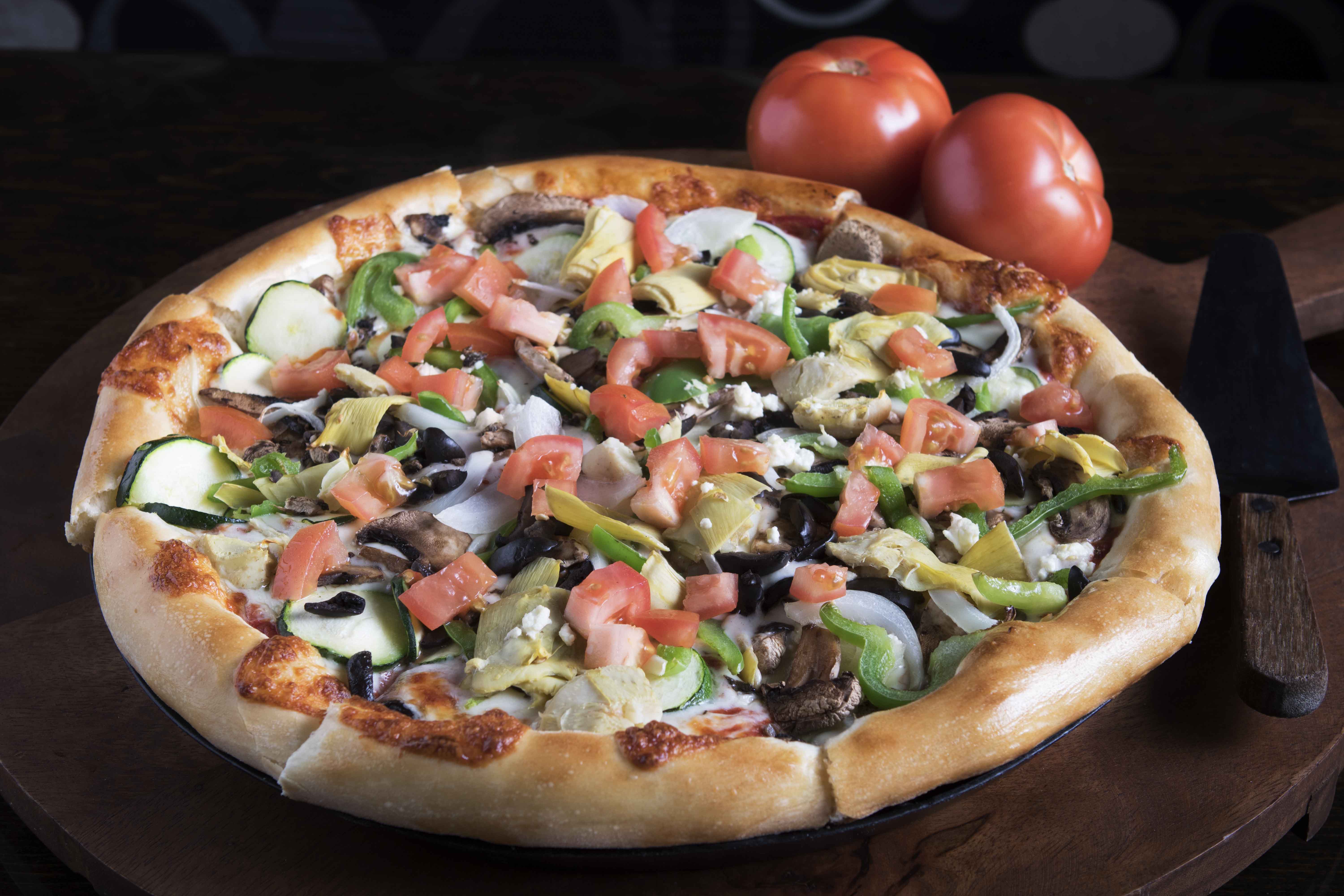 Order The Veghead Pizza food online from Pete's Restaurant & Brewhouse store, Yuba City on bringmethat.com