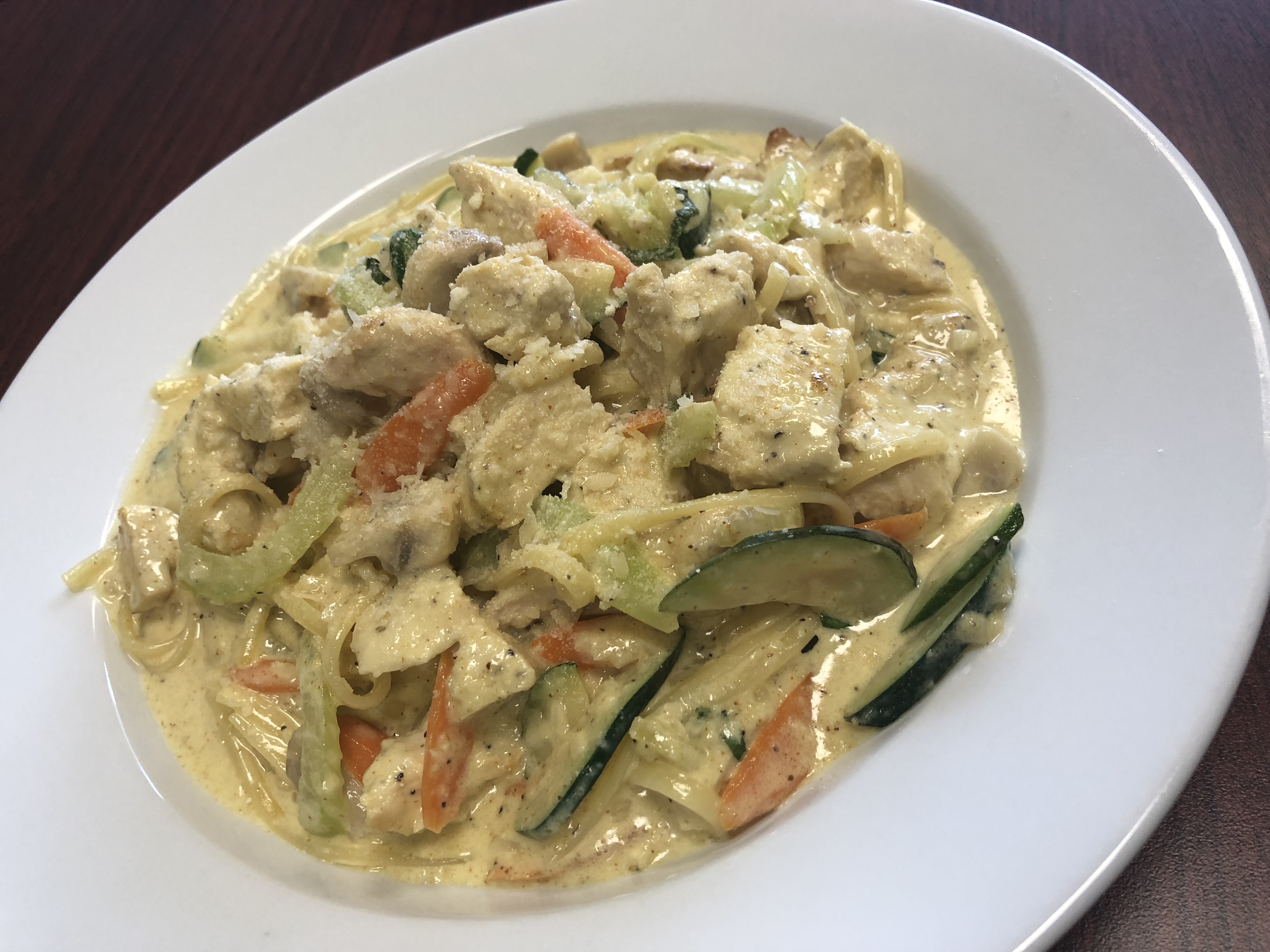 Order Chicken Curry Pasta food online from Papa Joe's Pizza store, Riverside on bringmethat.com