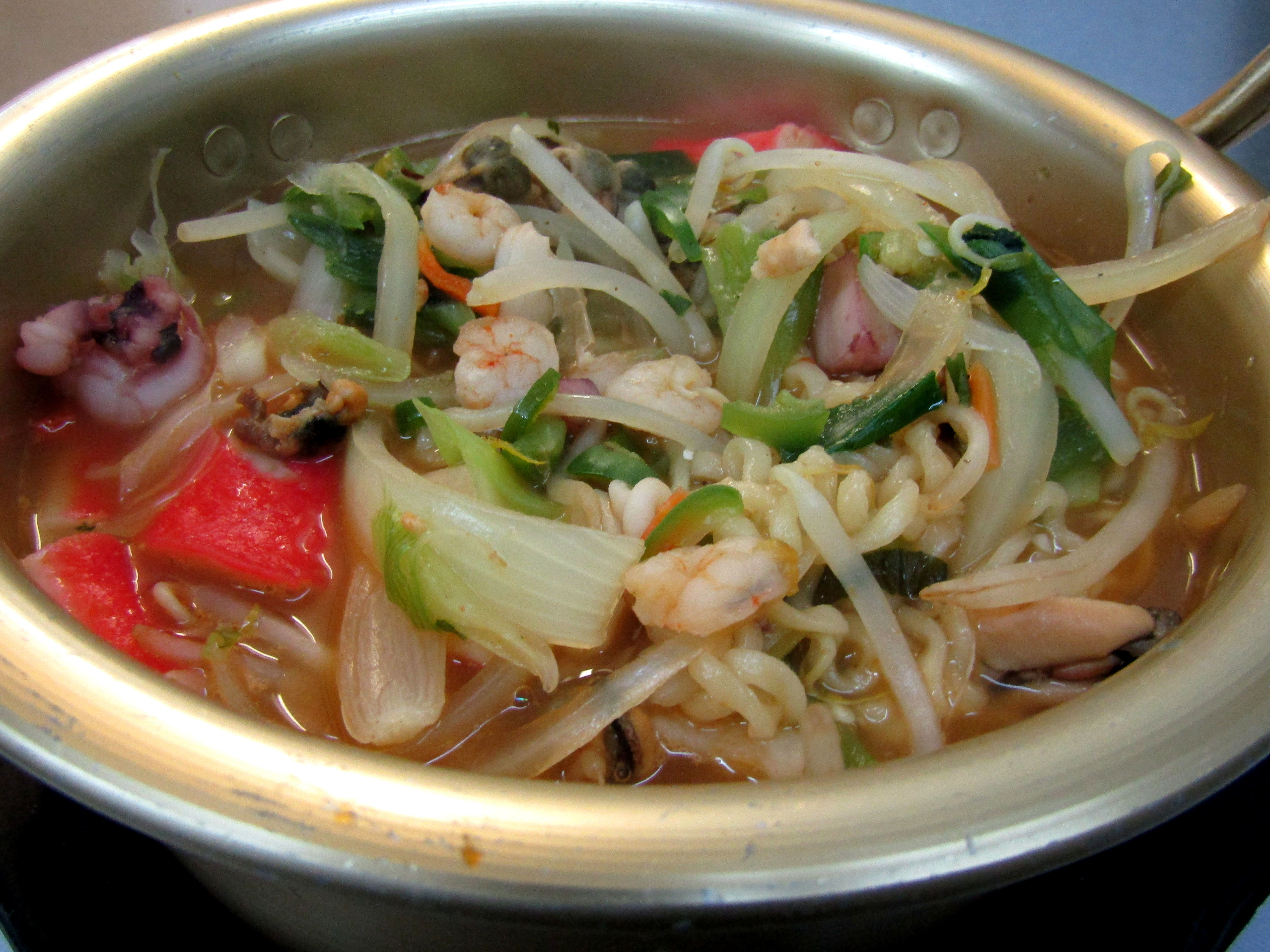 Order Seafood Ramen food online from Seoul Fusion store, Kennewick on bringmethat.com