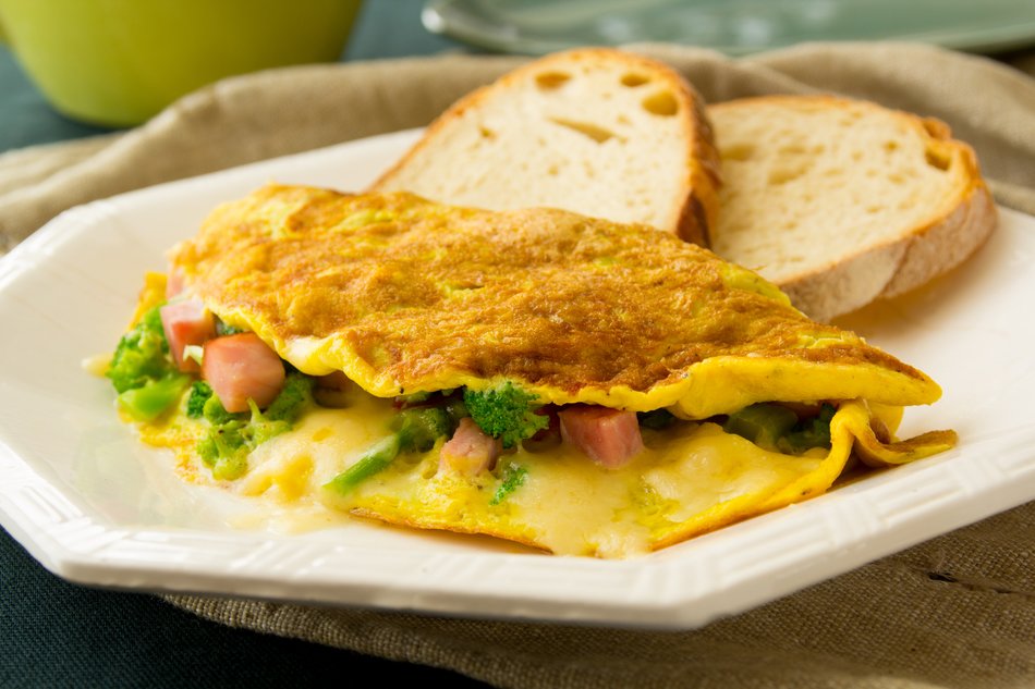 Order Chicken Apple Sausage Omelette food online from Neal Coffee Shop store, San Mateo on bringmethat.com