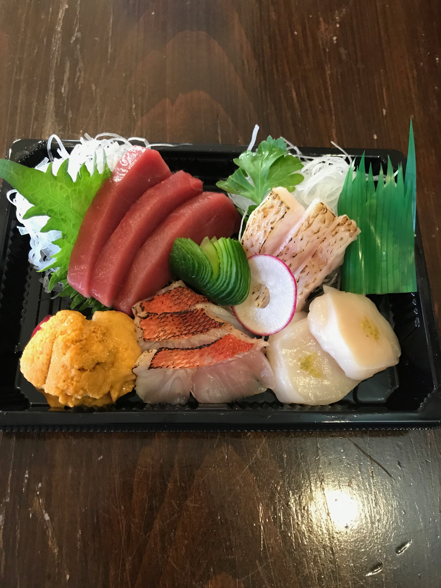 Order Premium Sashimi Plate food online from Moto Azabu Sushi Bar & Grill store, Marina Del Rey on bringmethat.com