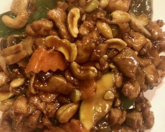 Order Chicken with Cashew Nuts 腰果鸡 food online from Spring Garden store, Washington on bringmethat.com