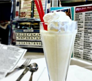 Order Vanilla Shake food online from Cafe 50's (west la) store, Los Angeles on bringmethat.com