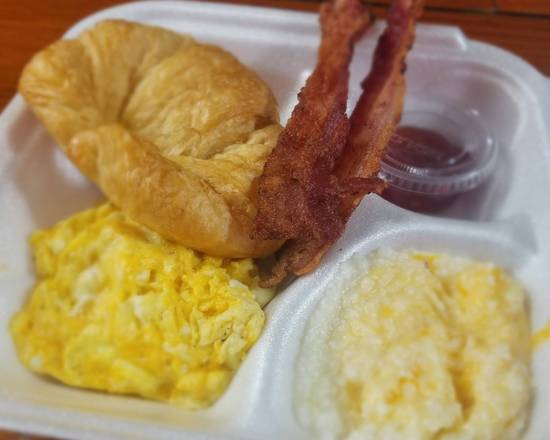 Order Southern Breakfast food online from Rhodes Casual Dining store, LaGrange on bringmethat.com