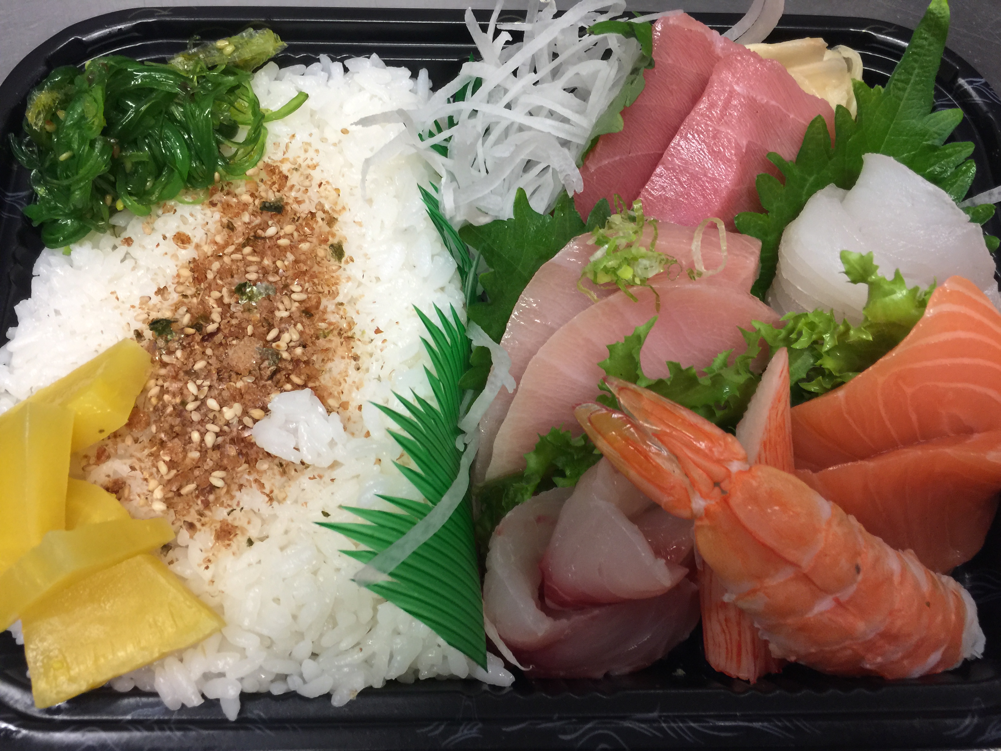 Order Chirashi Sushi food online from Kyushu Ramen store, Stamford on bringmethat.com