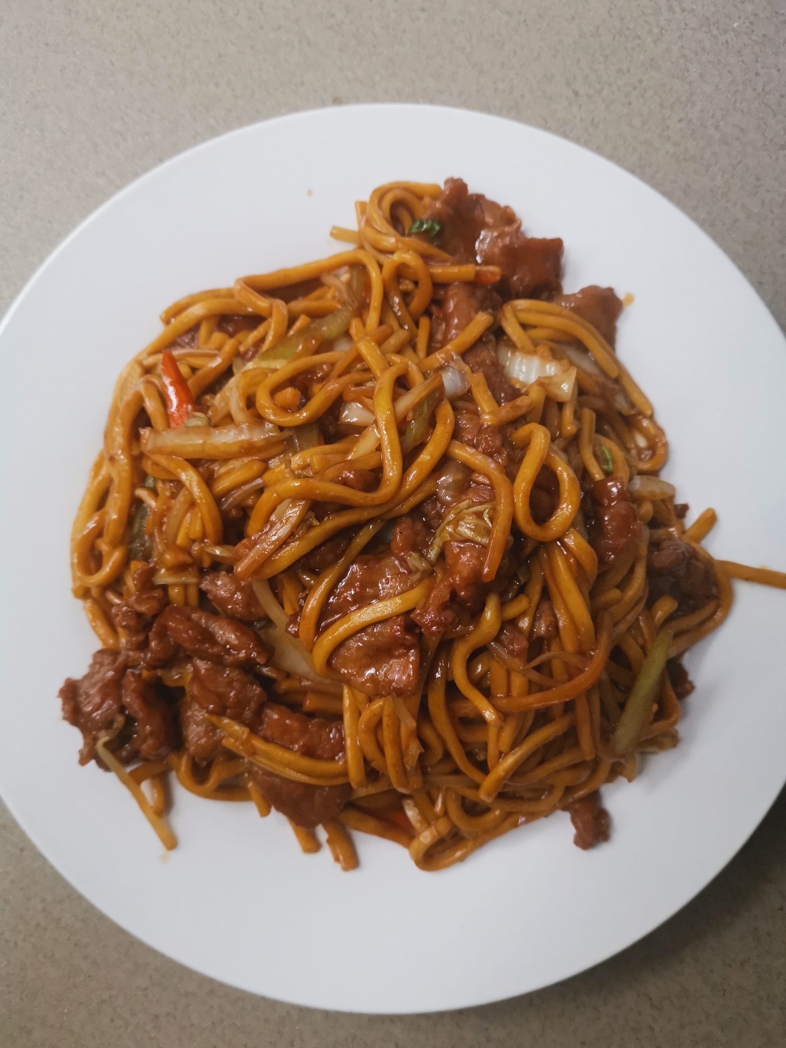 Order 38. Beef Lo Mein food online from China Express store, Baltimore on bringmethat.com
