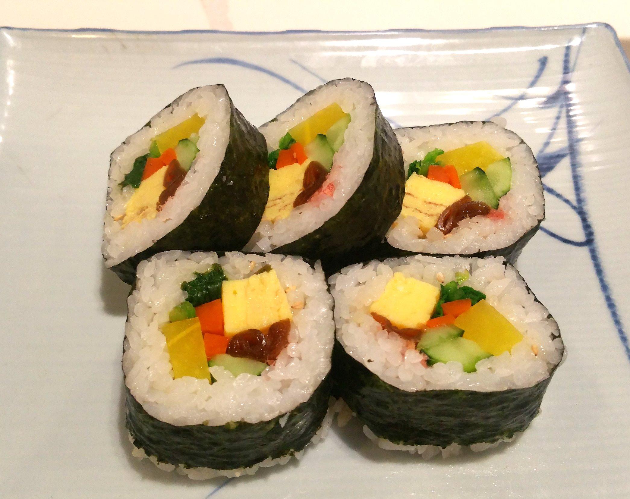 Order FUTOMAKI food online from Tokyo Sushi store, Santa Clarita on bringmethat.com