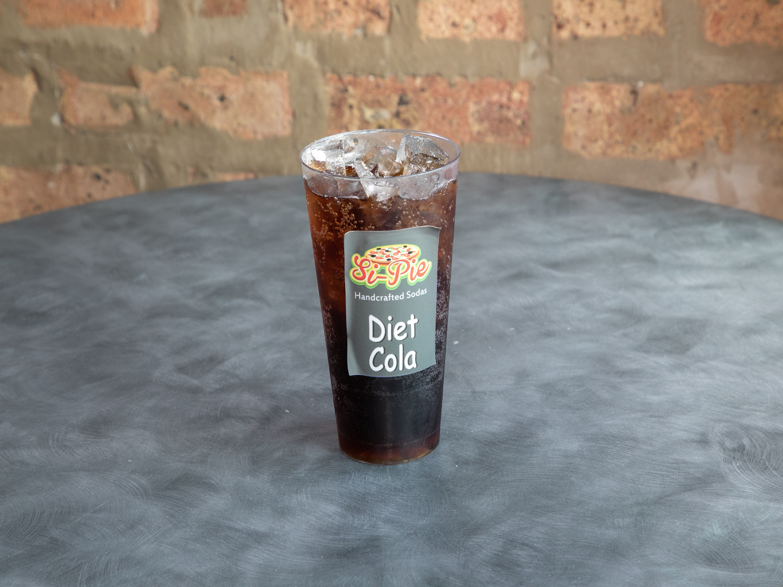 Order 12 oz. Diet Coke food online from Si-Pie Pizzeria store, Chicago on bringmethat.com