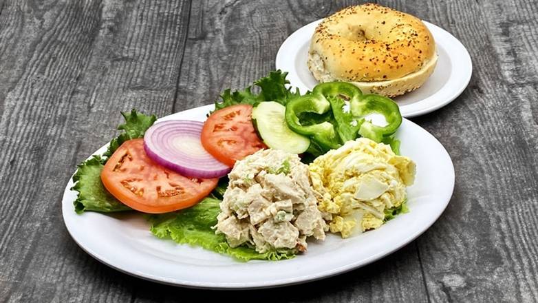 Order Deli Salad Appetizer | 2 Choices food online from Roasters n Toasters store, Miami on bringmethat.com