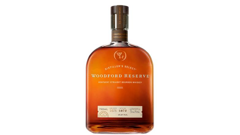 Order Woodford Reserve Bourbon Whiskey 45.2% Abv food online from Waldi Discount Liquor store, Ansonia on bringmethat.com