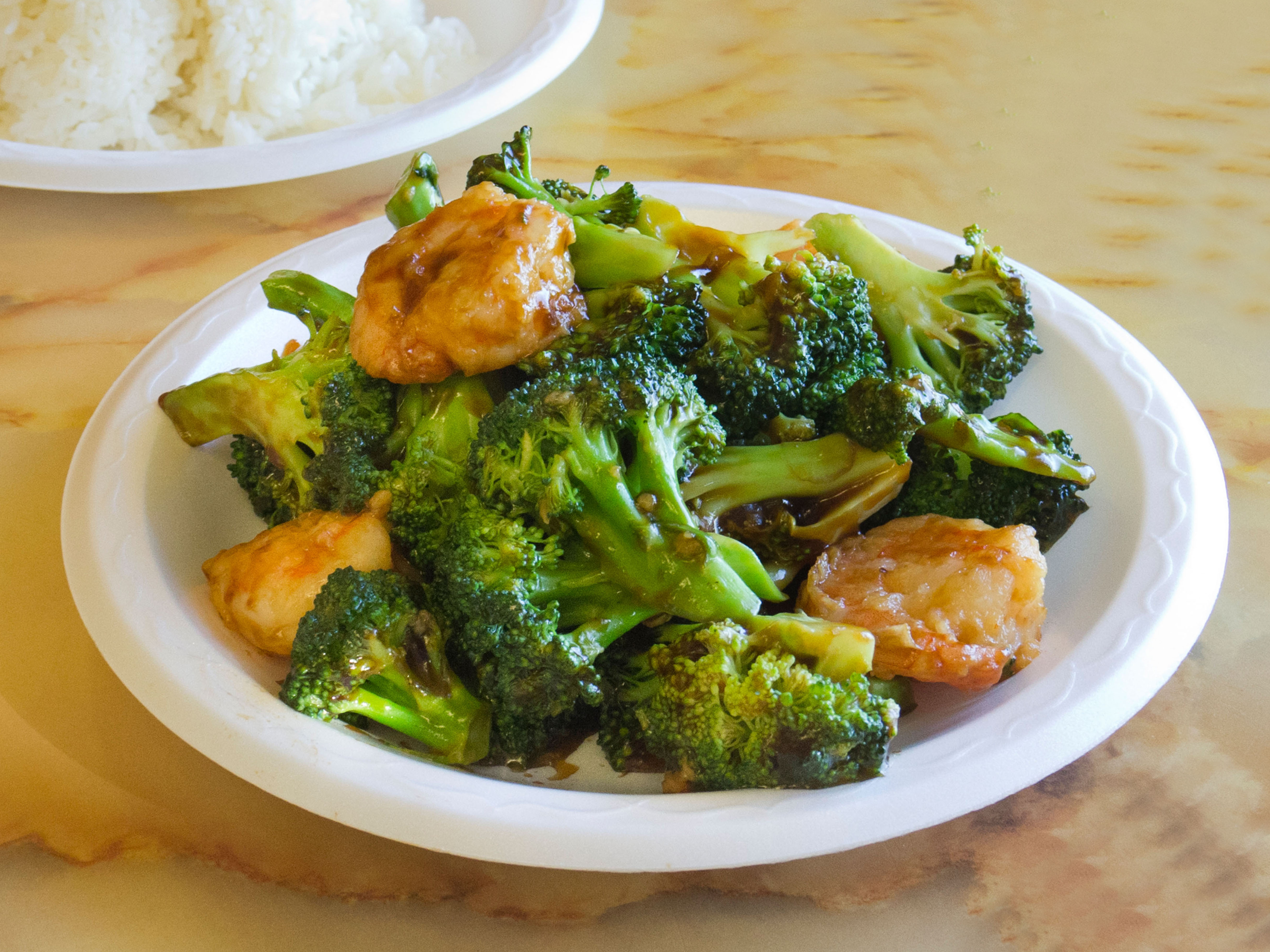 Order D5. Chicken with Broccoli Combination Plate food online from China King store, Nashville on bringmethat.com