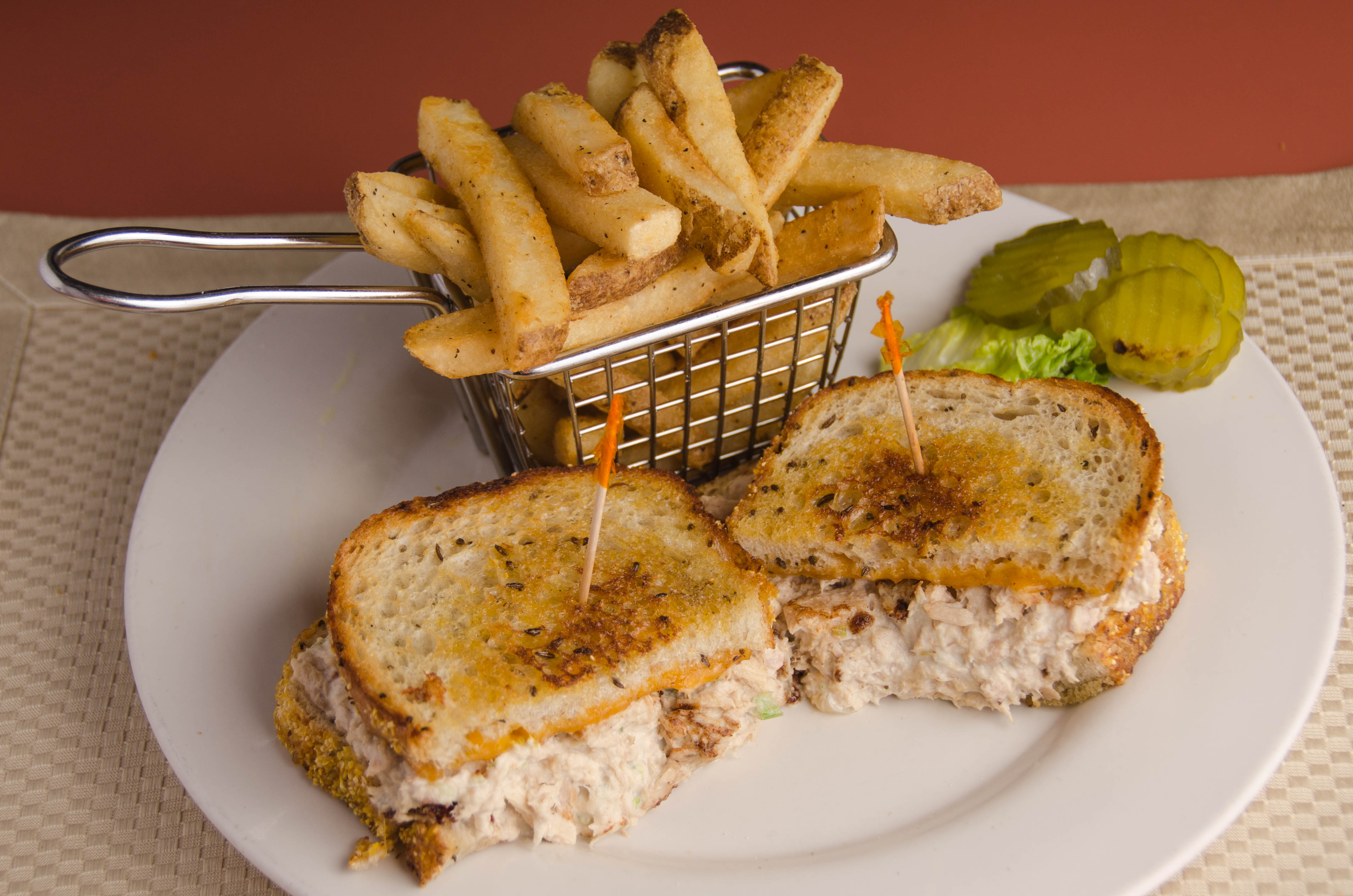 Order Tuna Melt Delight Sandwich food online from Lulu's Restaurant store, Van Nuys on bringmethat.com