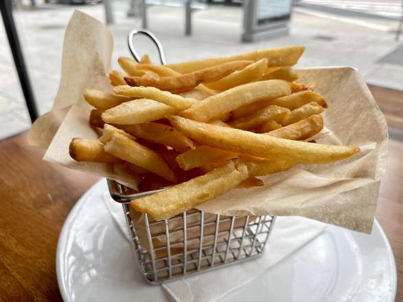 Order French Fries food online from Return Of The Mac store, Washington on bringmethat.com