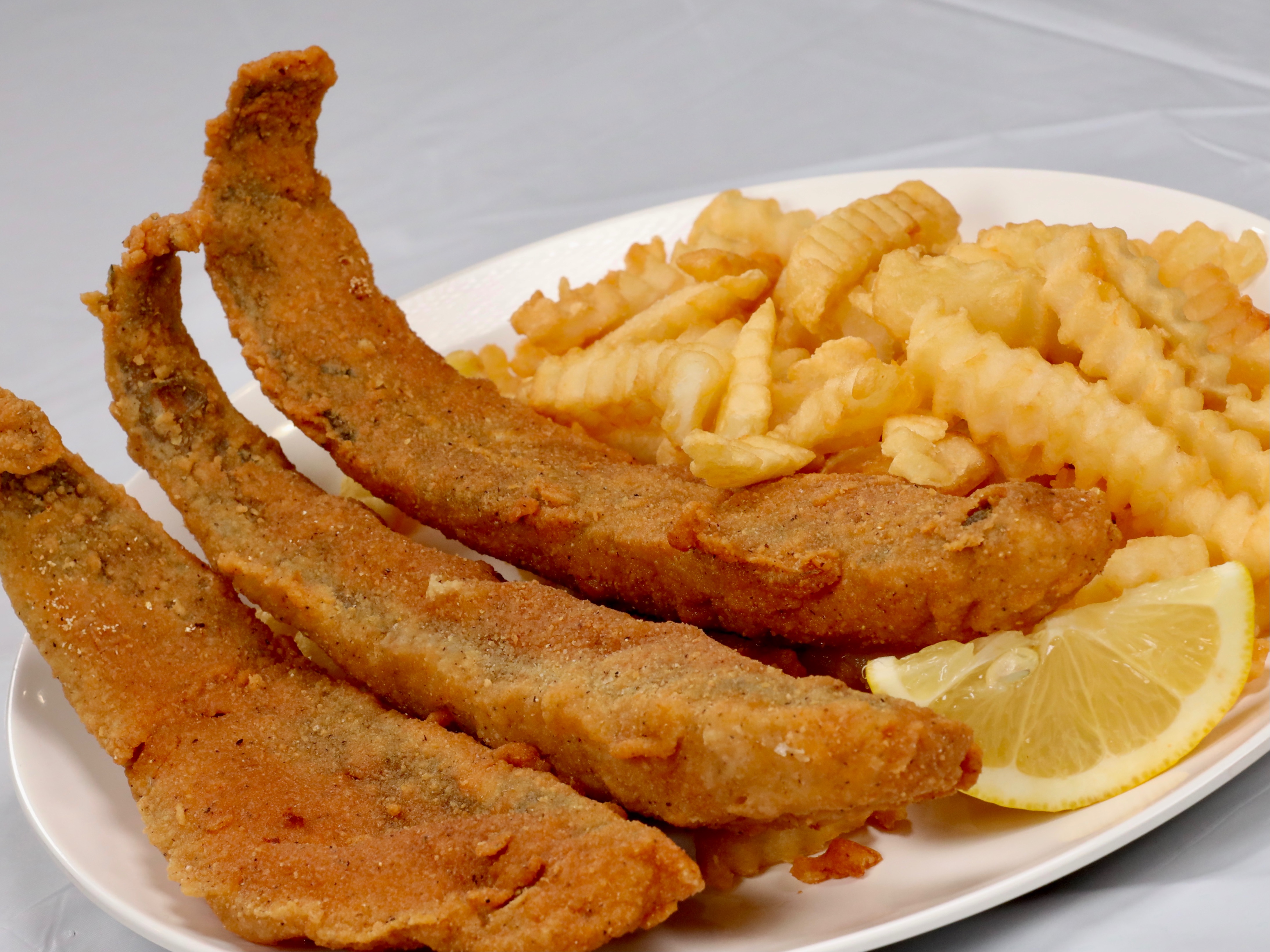 Order Whiting Dinner food online from Sam Sylks Chicken & Fish store, South Euclid on bringmethat.com