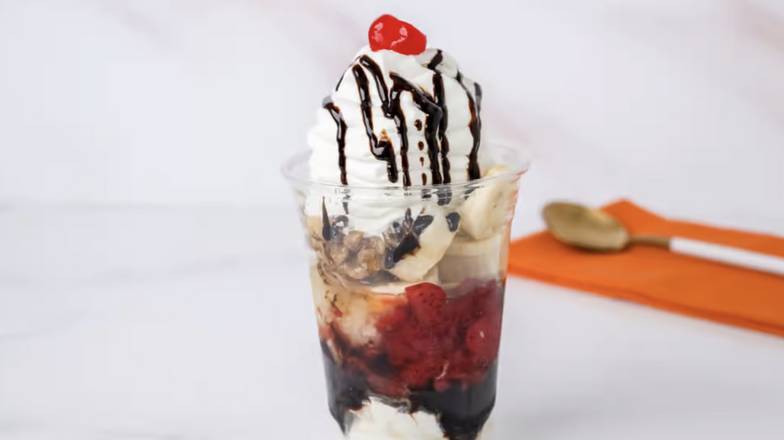 Order Banana Splits (Cup) food online from Conie's Ice Cream store, Fruit Cove on bringmethat.com