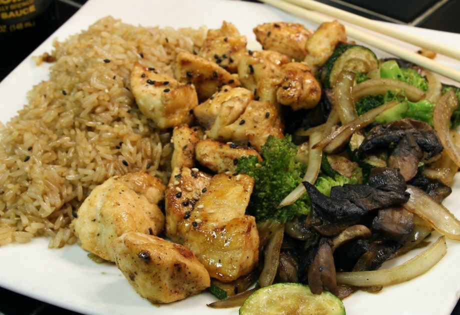 Order Hibachi Chicken food online from Dean House store, Strongsville on bringmethat.com
