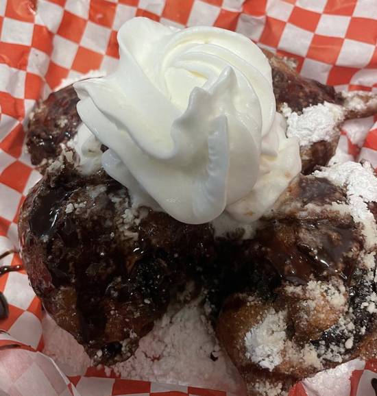 Order Deep Fried Oreo food online from Ruby Jewels Catering store, Vallejo on bringmethat.com