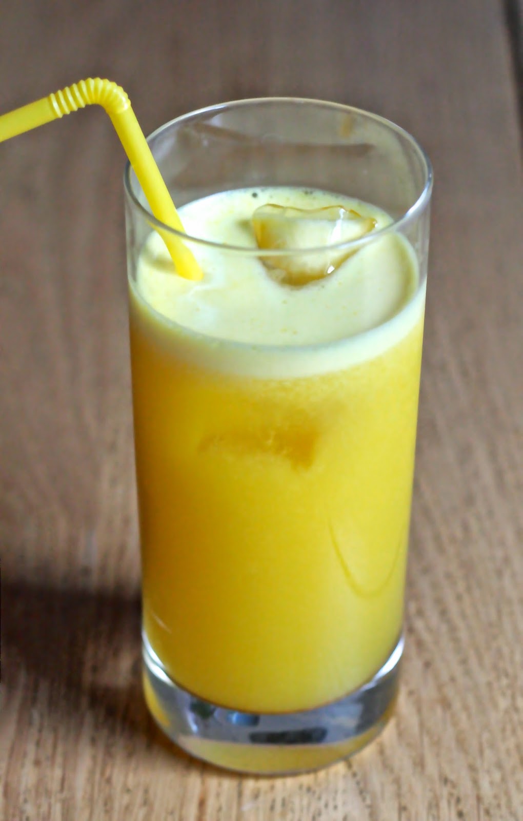 Order Lemonade Smoothie food online from Kabob Kabob store, Lathrup Village on bringmethat.com