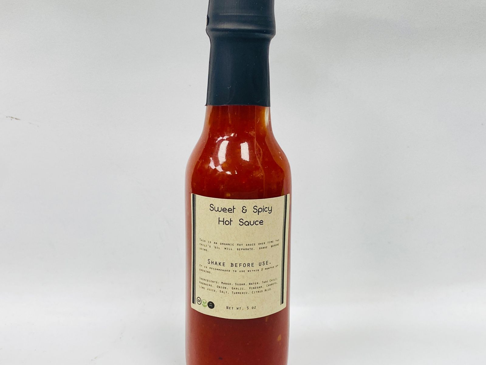 Order Bottled Sweet & Spicy Sauce food online from Pinto Urban Thai Diner store, Richardson on bringmethat.com