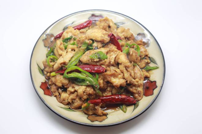 Order CN2C. Chicken with Dual Chili Pepper 雙椒炒雞片 food online from Uncle Chen's Chinese Restaurant store, State College on bringmethat.com