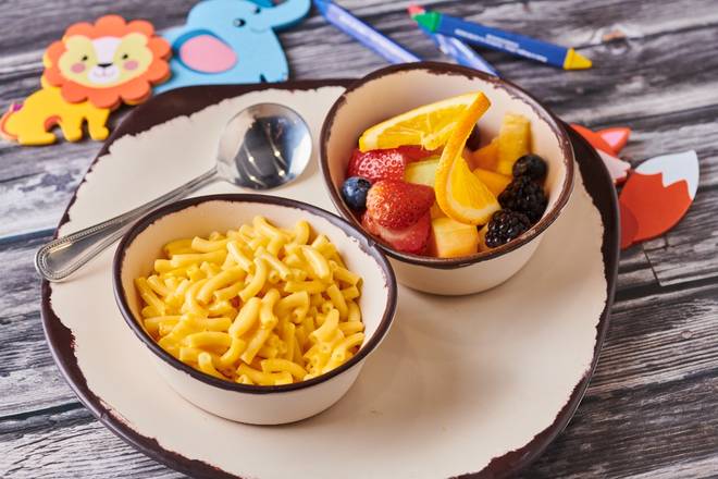 Order Kid's Captain Mac food online from Egg Harbor Cafe store, Chicago on bringmethat.com