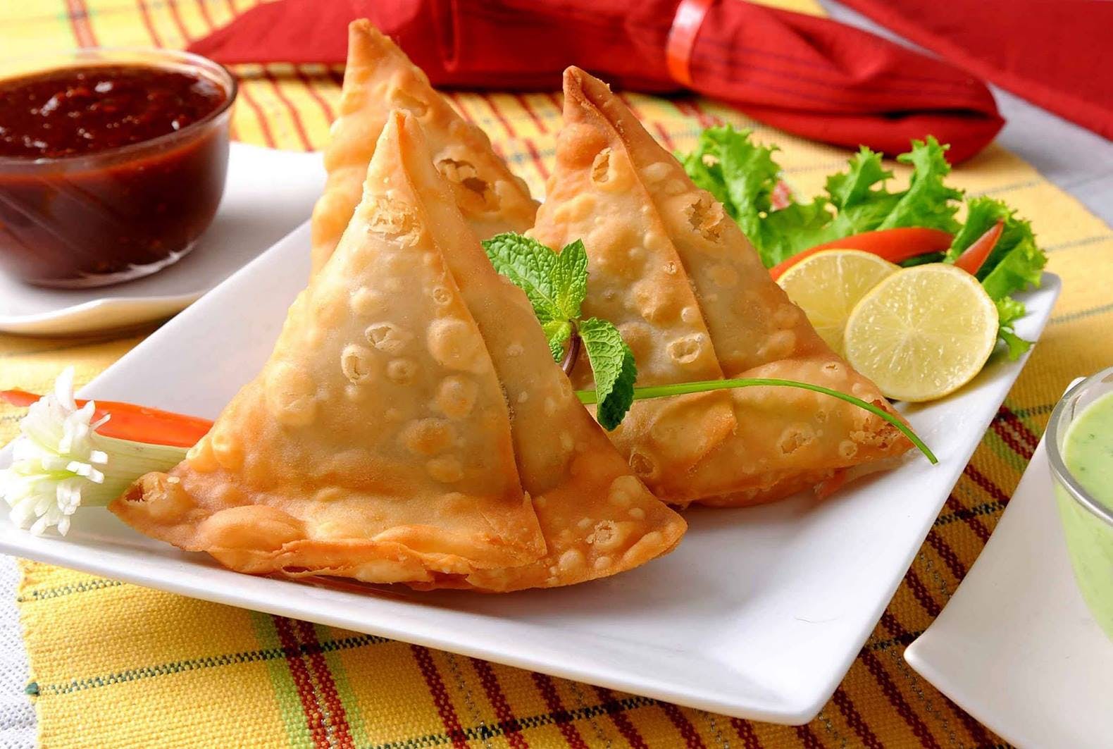 Order Vegetable Samosa - 2 Pieces food online from Bombay Grill store, Seattle on bringmethat.com