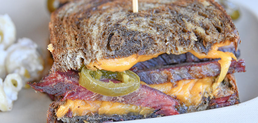Order Brisket Grilled Cheese Sammie food online from Beerhead Bar and Eatery Hamilton Quarters store, Westerville on bringmethat.com