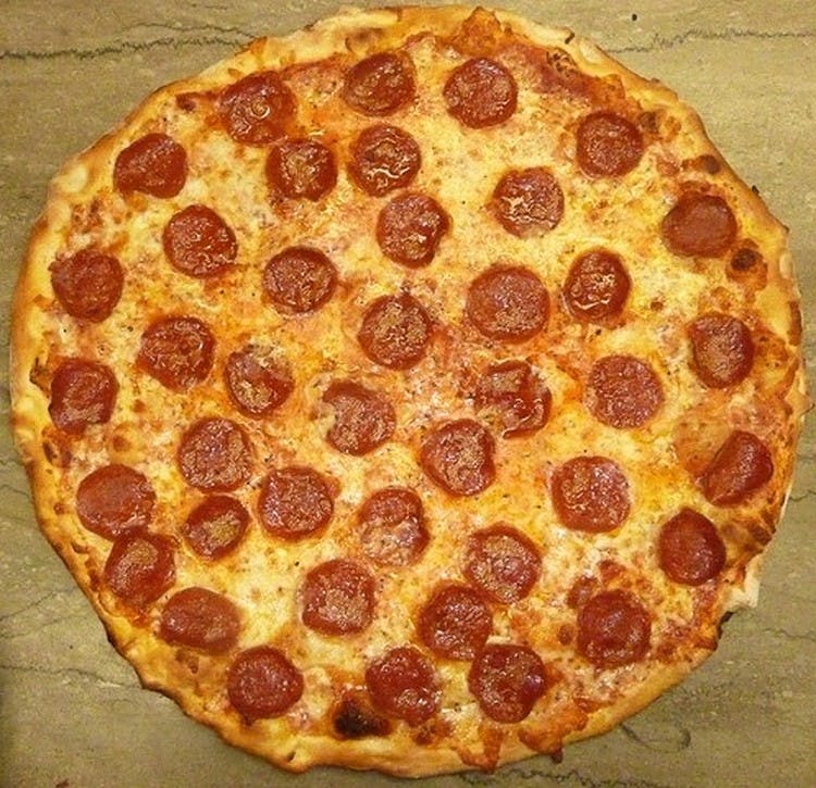 Order Pepperoni Pizza Slice - Slice food online from Patsy D'amore Pizza store, Los Angeles on bringmethat.com