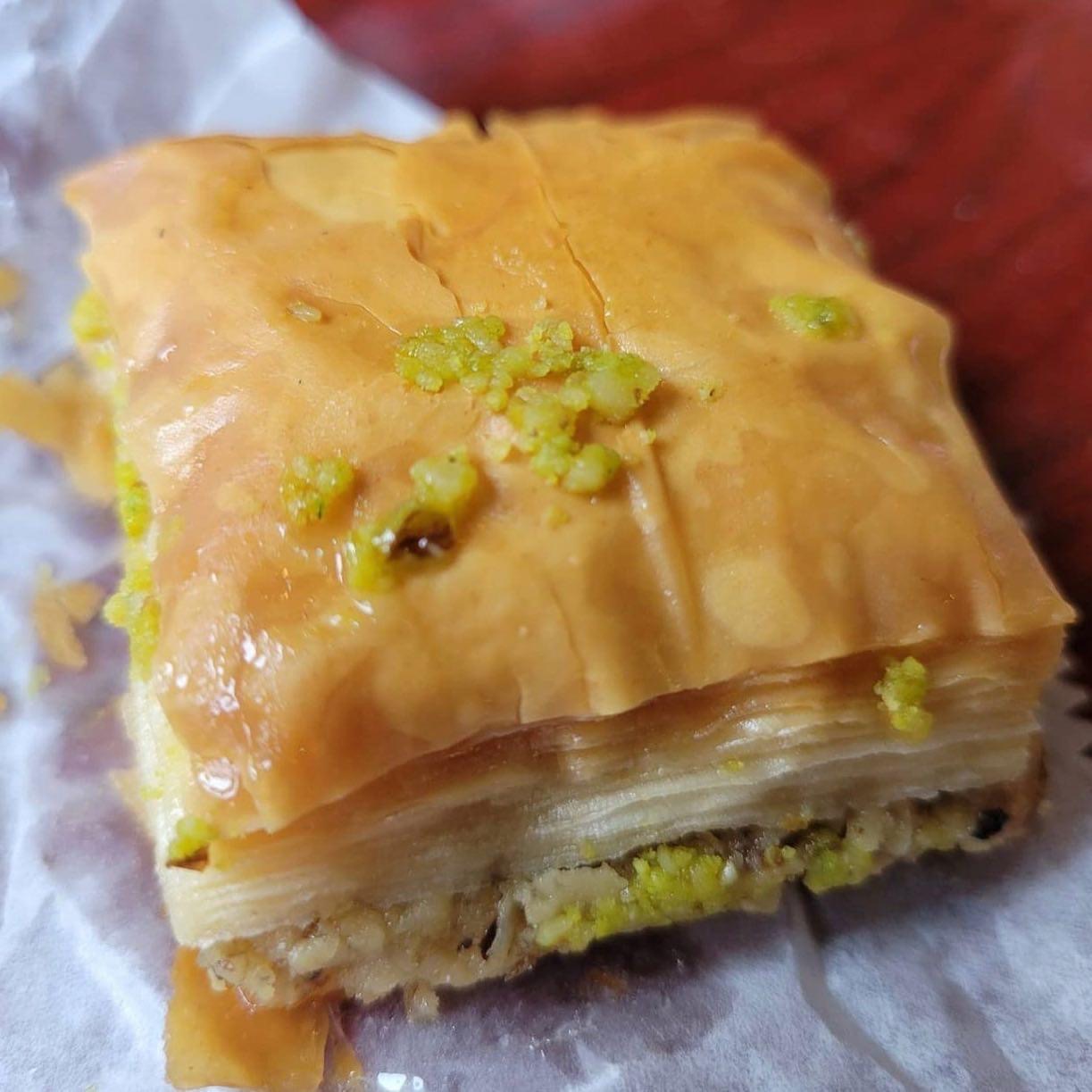 Order SINGLE BAKLAVA  (CONTAINS NUTS) food online from Sultans Market store, Chicago on bringmethat.com