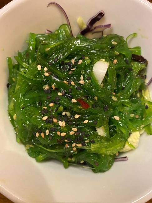 Order Seaweed Salad food online from Bamboo Restaurant store, Southampton on bringmethat.com