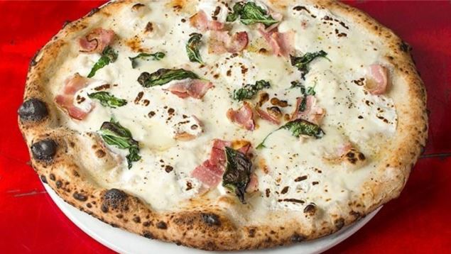 Order Oro Bianco Pizza food online from Varuni Napoli store, Atlanta on bringmethat.com