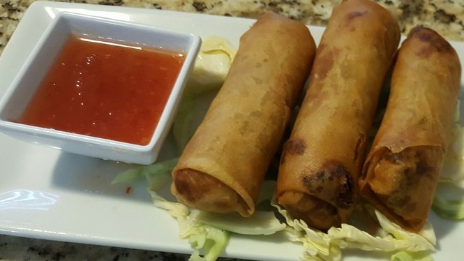 Order Spring Roll food online from Noodle Q Home Style Fresh Noodles store, Fresno on bringmethat.com