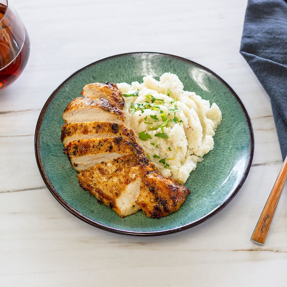 Order Roast Chicken Mashed Cauliflower Potatoes and Gravy food online from Evolve Juicery & Kitchen store, Omaha on bringmethat.com
