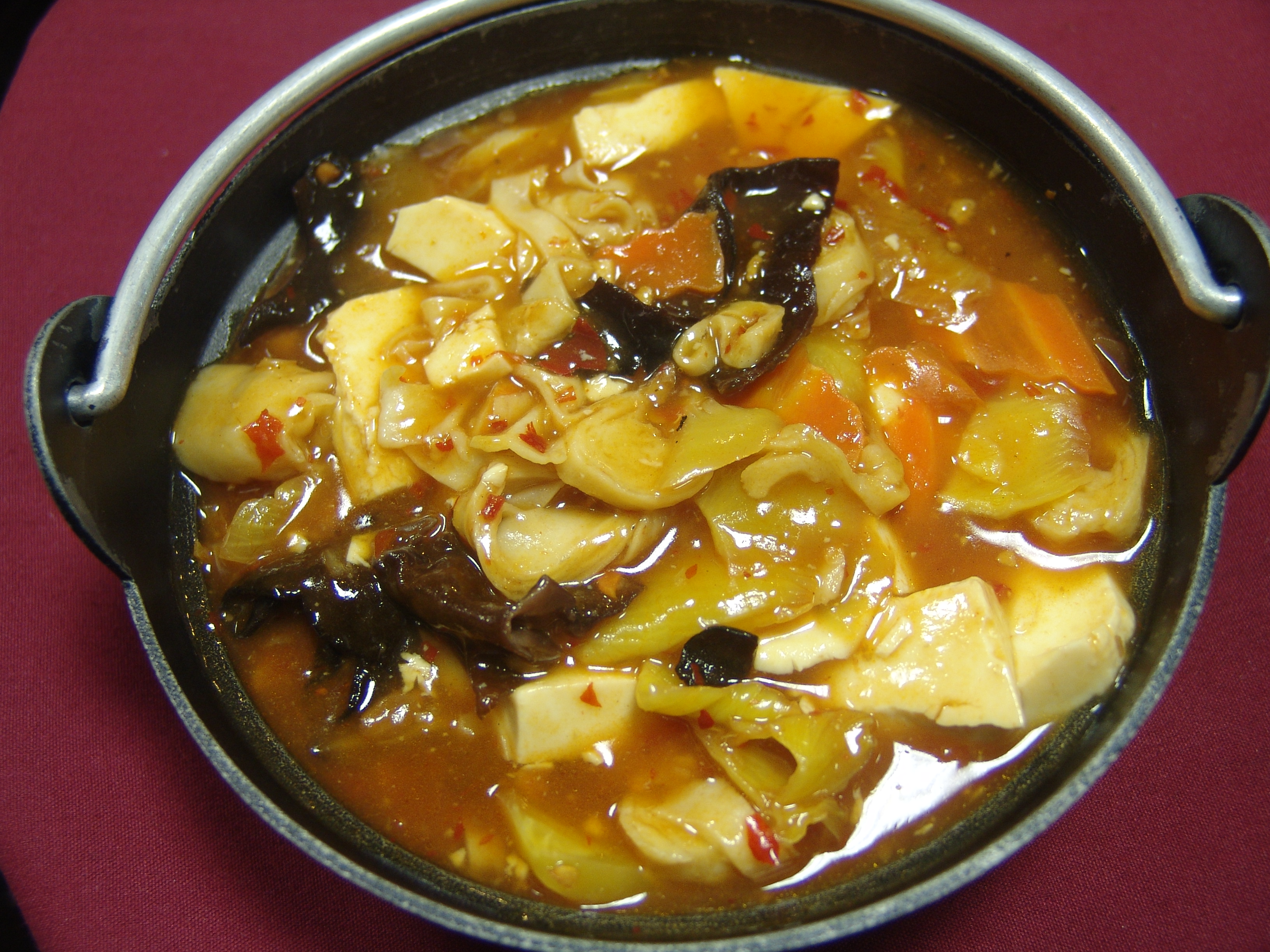Order Vege Sausage and Tofu in Hot Pot 五更腸旺 food online from Vege Paradise store, San Gabriel on bringmethat.com