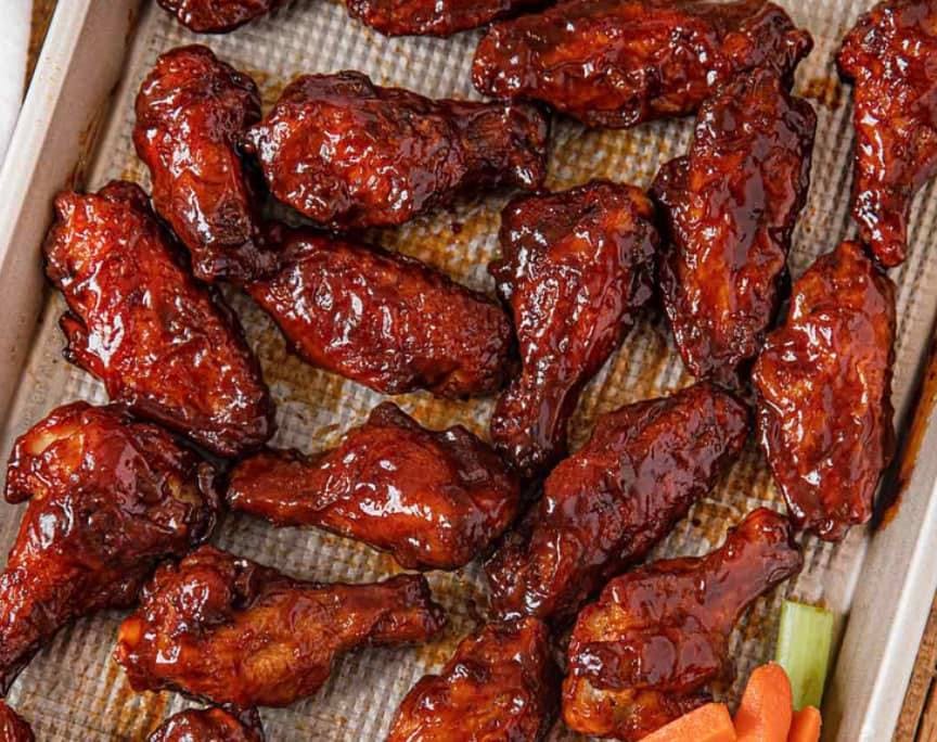 Order Bone In Wings - 1/2 Pound food online from Knolla's Pizza store, Wichita on bringmethat.com