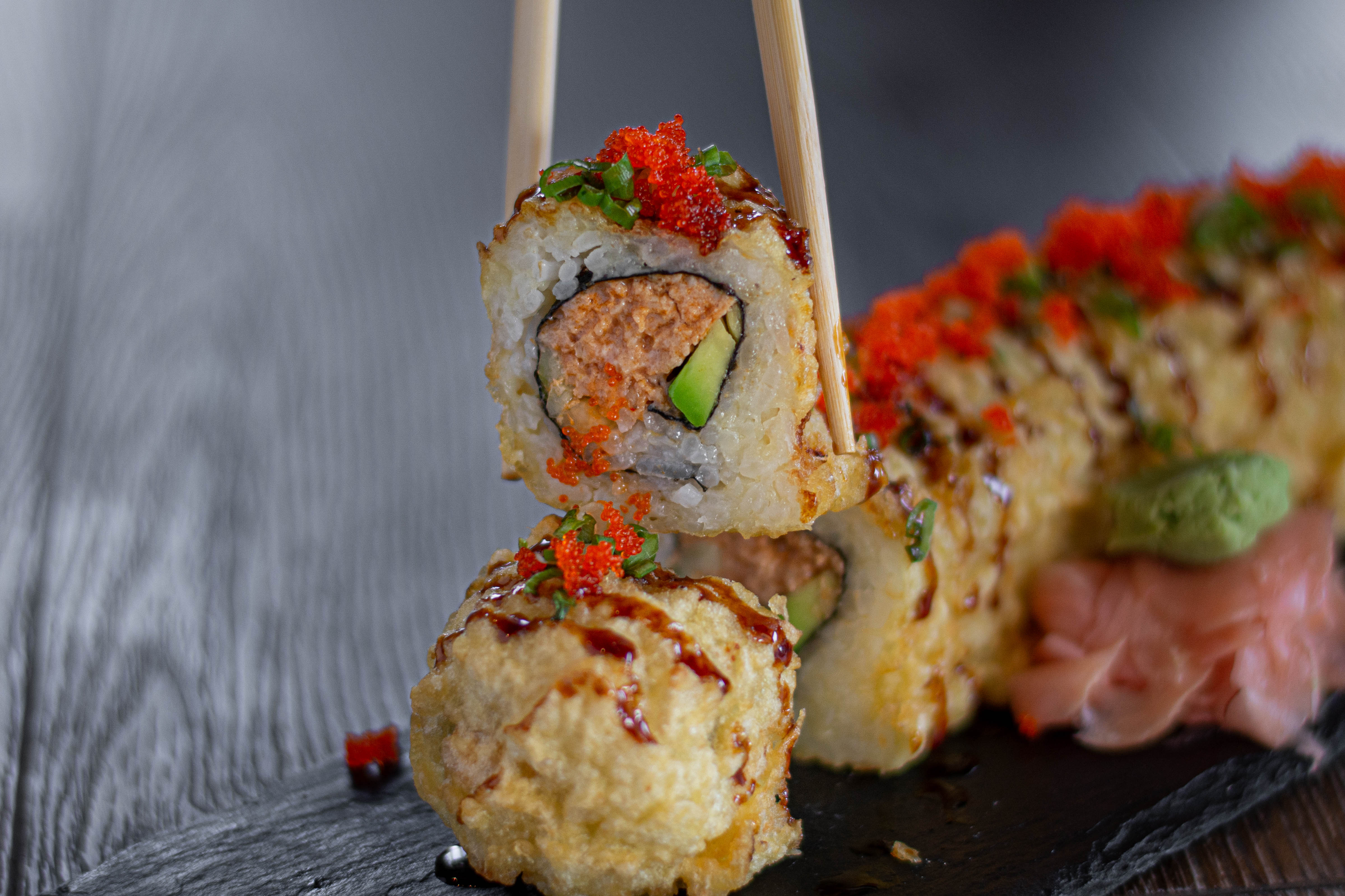 Order Tempura Spicy Tuna food online from Sansai Japanese Grill store, Burbank on bringmethat.com