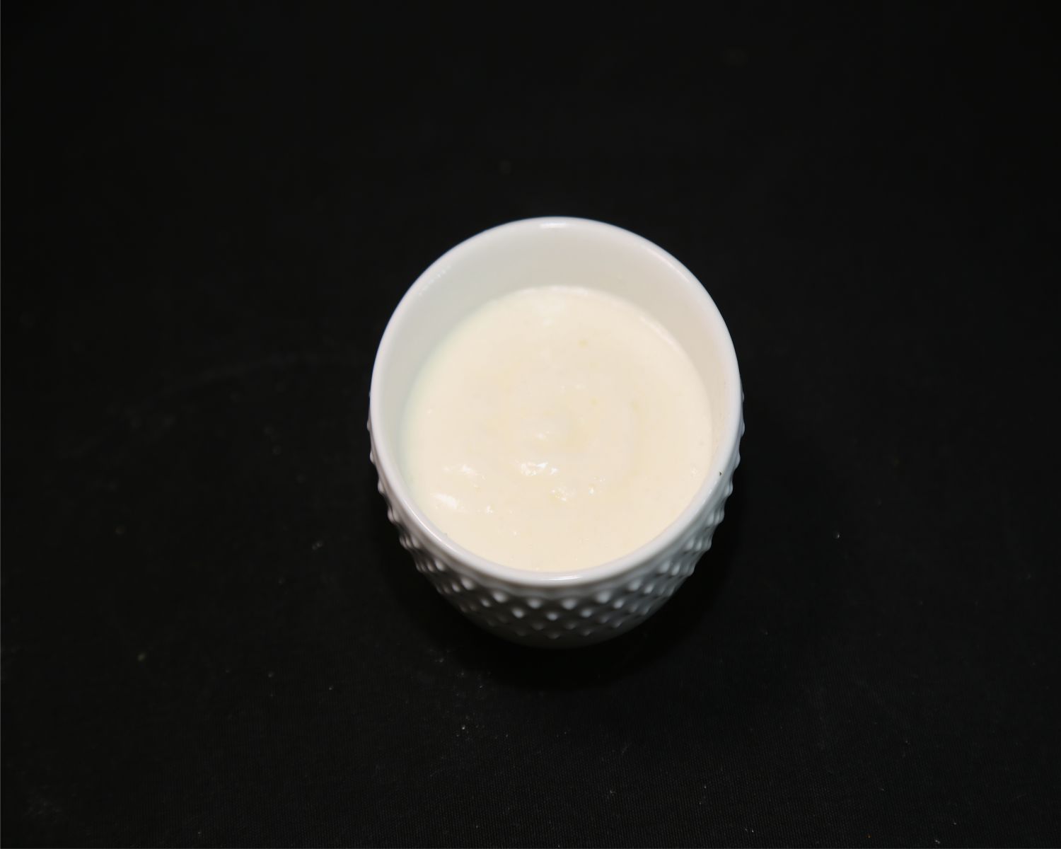 Order Garlic Sauce food online from Yaba's Middle Eastern Grill store, Chicago on bringmethat.com