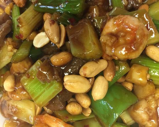 Order Kung Pao Delight food online from China Garden store, Mill Creek on bringmethat.com